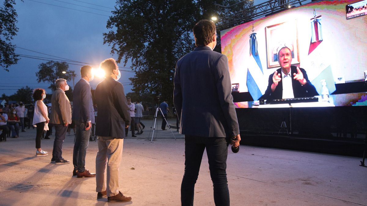 El gobernador Schiaretti se sumó por videoconferencia.