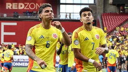 Colombia goleó a Costa Rica y se clasificó a cuartos de final en Copa América