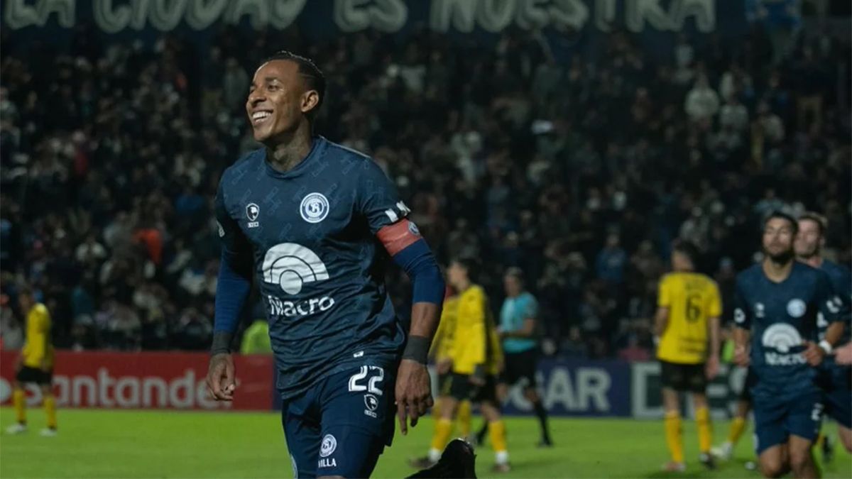 Sebastián Villa fue el autor del único gol del partido.