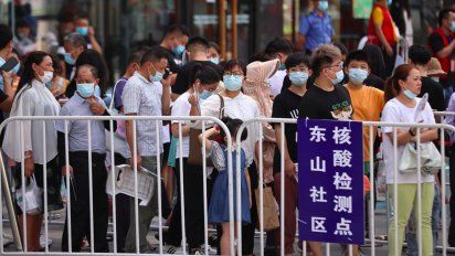 Alarma en China por primeros casos positivos en Beijing en 179 días