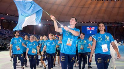 En China, Matías Giraudo fue el abanderado de Argentina