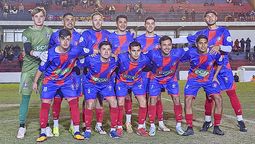 La formación de Toro Club que se adueñó del clásico ante Everton y llegó al primer lugar en la tabla de posiciones del torneo Clausura 2026.