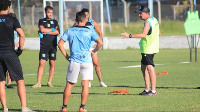 El plantel entrena y ultima detalles para el cruce con Deportes Cobreloa de Chile