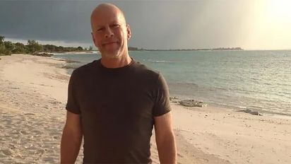 Bruce Willis es incapaz de comunicarse y