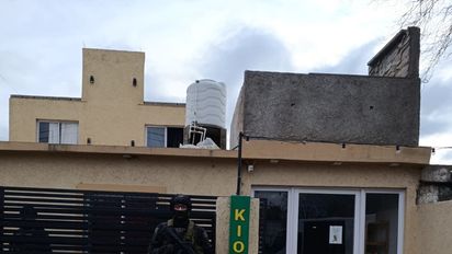 Desmantelaron un kiosco de drogas en barrio Casanovas: dos detenidos