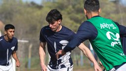 Agustín Arcando cumplió la sanción y todo indica que será titular en Formosa.
