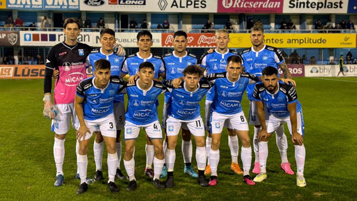 El once  con el que Alexis Matteo salió a la cancha por la fecha 19 en Primera Nacional. Los hinchas celestes acompañaron al equipo de la ciudad en una nueva jornada deportiva siguiendo el minuto a minuto a través de TyC Sports, que lo transmitió para todo el país. Con algunos cambios en el equipo que comenzaba los partidos,el  DT marplatense quiso implementar una nueva formación inicial, respecto a su última presentación en condición de local. 