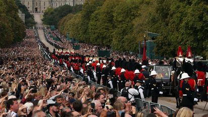 Isabel II descansa en su última morada, tras un multitudinario funeral