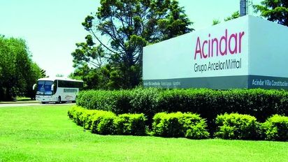 Tras un cierre de 30 días, Acindar reabrió sus plantas y normaliza su producción