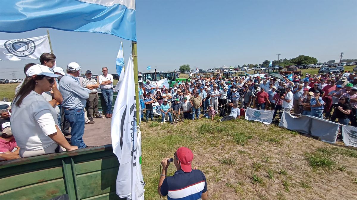 La Federación Agraria Argentina realiza hoy una asamblea de productores a la vera de la autopista Buenos Aires-Rosario.
