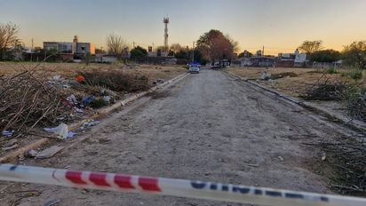 Hallan a una joven de 21 años asesinada dentro de un vehículo: hay un detenido