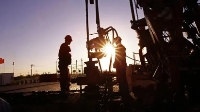 El petróleo Brent vuelve a acercarse a los US$100 y pone en alerta al mercado