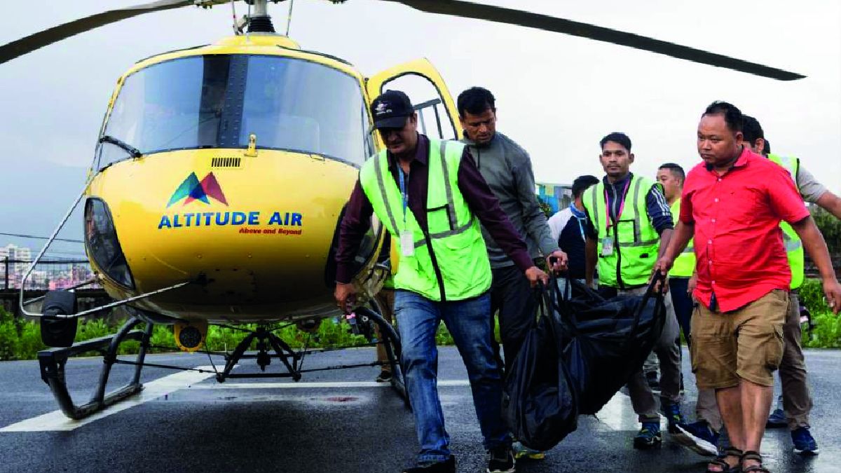 Nepal: Los seis ocupantes de un helicóptero turístico