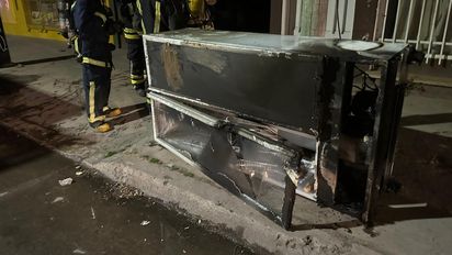 Daños materiales en una panadería que tomó fuego durante la madrugada