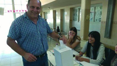 Alcalino no tuvo problemas en retener la intendencia de Arroyo Cabral: sacó el 80% de los votos
