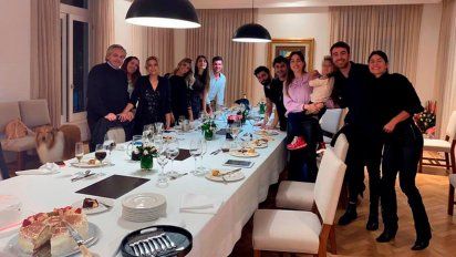 Las fotos que profundizan los cuestionamientos por las reuniones en Olivos