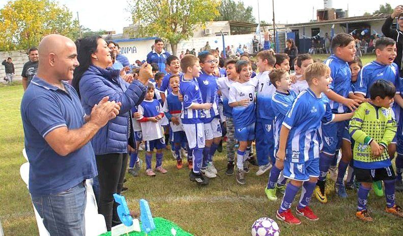 La Liga y San Martín celebraron sus aniversarios con fiestas y mucho fútbol
