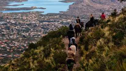 Por el Feriado de la Diversidad Cultural, viajaron 1,4 millones de turistas y gastaron $228.479 millones