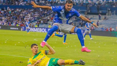 En una ráfaga, Defensa lo dio vuelta y ganó en Ecuador por Copa Sudamericana