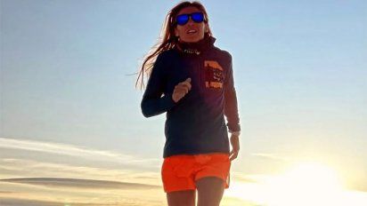 Una argentina ganó el maratón de las Islas Malvinas: Candela Cerrone se impuso y se lo dedicó a los caídos