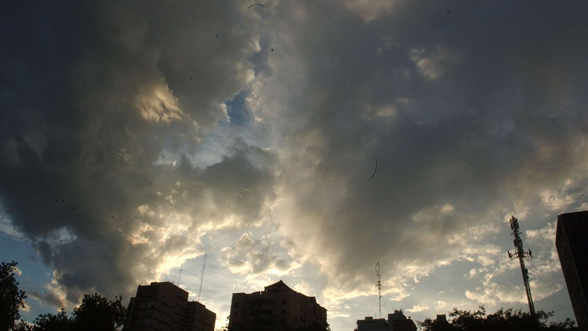 El SMN alerta por tormentas fuertes para este sábado en la región