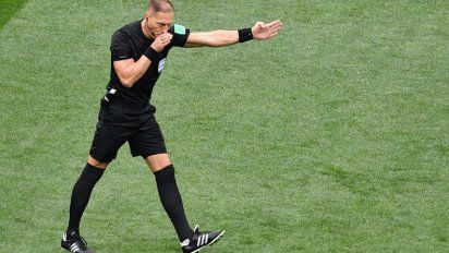 Pitana y un partido sin sobresaltos