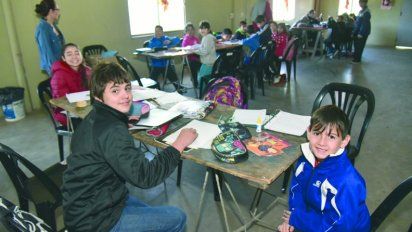 Casi un centenar de niños asiste a las copas de leche del Municipio