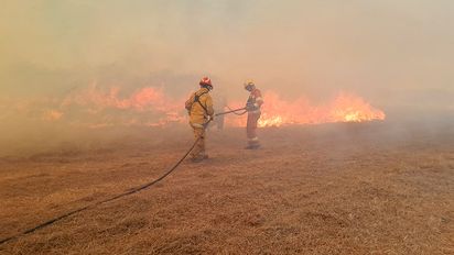 Continúa el riesgo extremo de incendios y se esperan tormentas