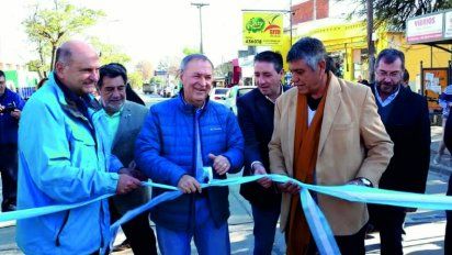 Apedrearon el auto de Schiaretti y apuntan a Luz y Fuerza: tres detenidos