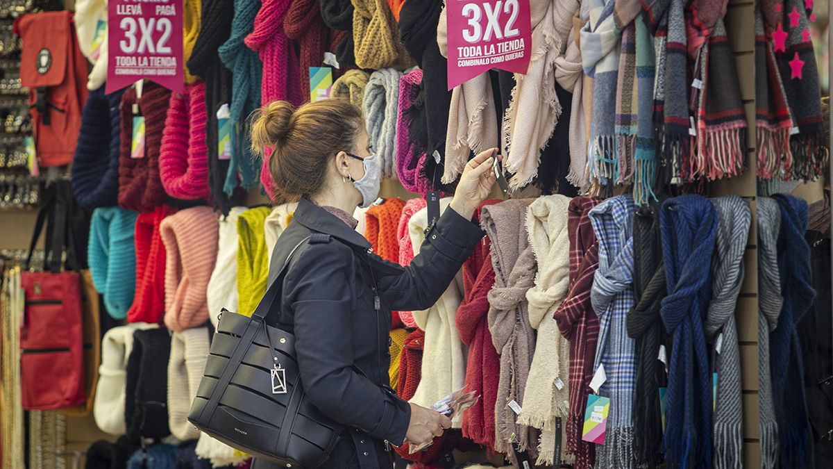 Empresas textiles se comprometen a mantener los precios durante dos meses