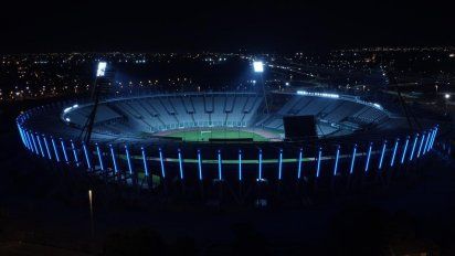Estudiantes presente en el estadio Kempes