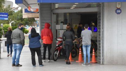 Comercios venden sólo hasta un 30% y piden extender horarios