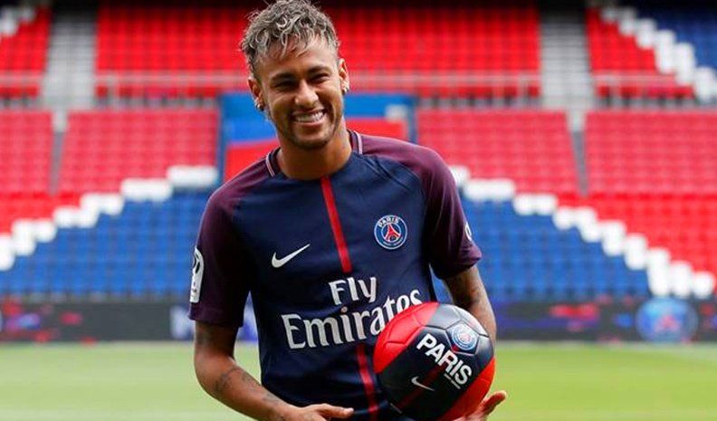 Neymar remarcó que extraña jugar al fútbol.