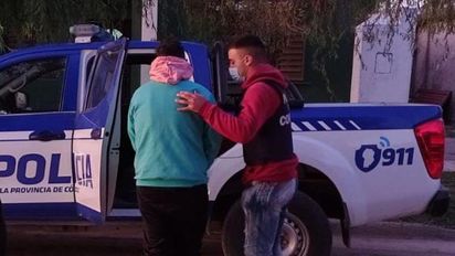 Detuvieron a un vecino de Los Olmos por distribuir material pornográfico