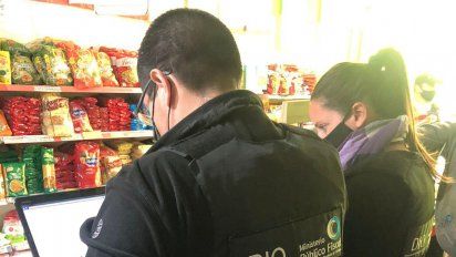 Estaba en libertad condicional y fue detenido por distribución de material de abuso sexual infantil