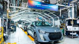 crisis en la industria automotriz: fiat y peugeot evaluan cerrar sus plantas en el pais