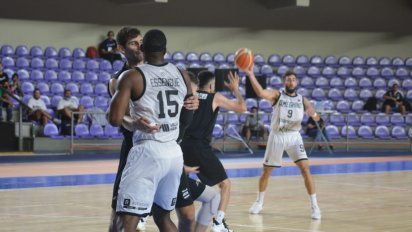 Ameghino inició la tercera parada de la Liga Argentina con una derrota