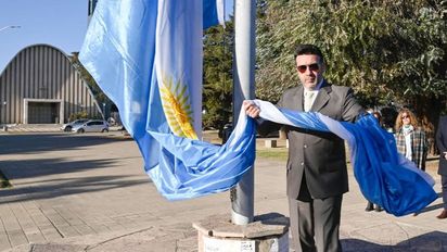 Desde General Deheza escribió el primer libro de Protocolo y Ceremonial de Córdoba