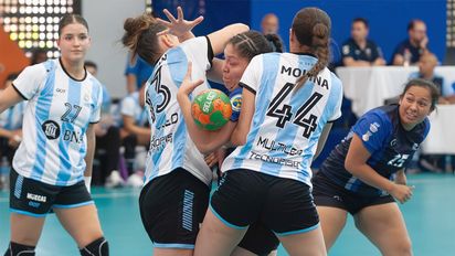 Giuliana Gavilán tuvo un gran debut con La Garra en Brasil