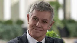 murio pierre deny, actor de emily en paris, a los 69