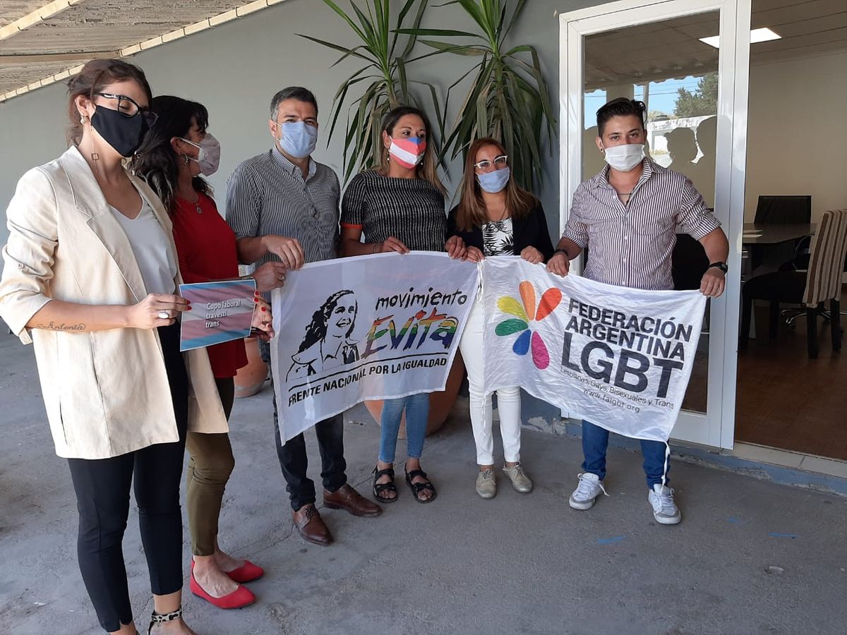 Villa Nueva incorpora a su primera trabajadora trans