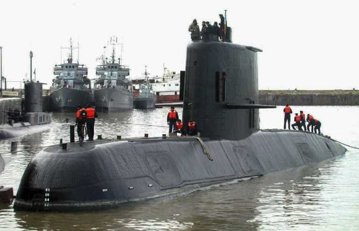 La causa por espionaje derivada de la tragedia del submarino llega a una instancia clave.