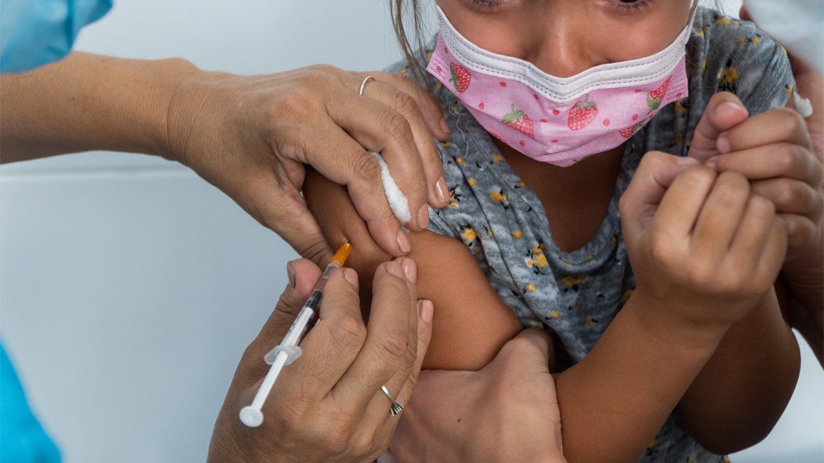 Desde el lunes habilitaron nuevos centros para la vacunación pediátrica en la ciudad.