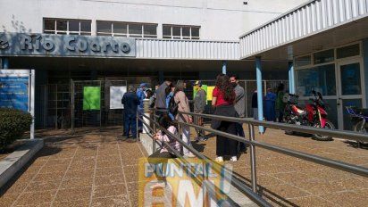 Abren una mesa de diálogo tras el reclamo de los enfermeros del Hospital