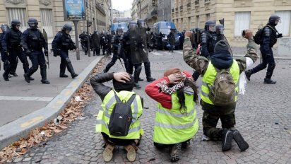 Más de 1700 detenidos tras nuevas protestas en Francia
