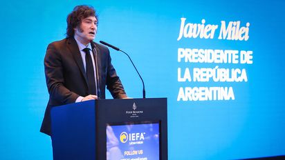 Milei anunció que se avanzará con la baja de 70 mil contratos en el Estado