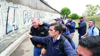 Detuvieron a dos participantes de la protesta en la que fue agredido Berni y se declaró un paro