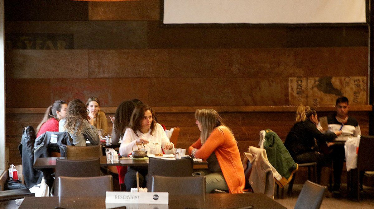 Un atípico festejo por el Día del Amigo en la ciudad.