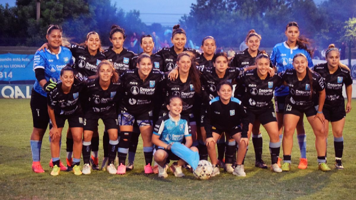 El primer equipo del femenino de Estudiantes se quedó con el primer partido tras imponerse por 1 a 0 con gol de Rocío Decleire. Hoy será un día clave para las leonas.