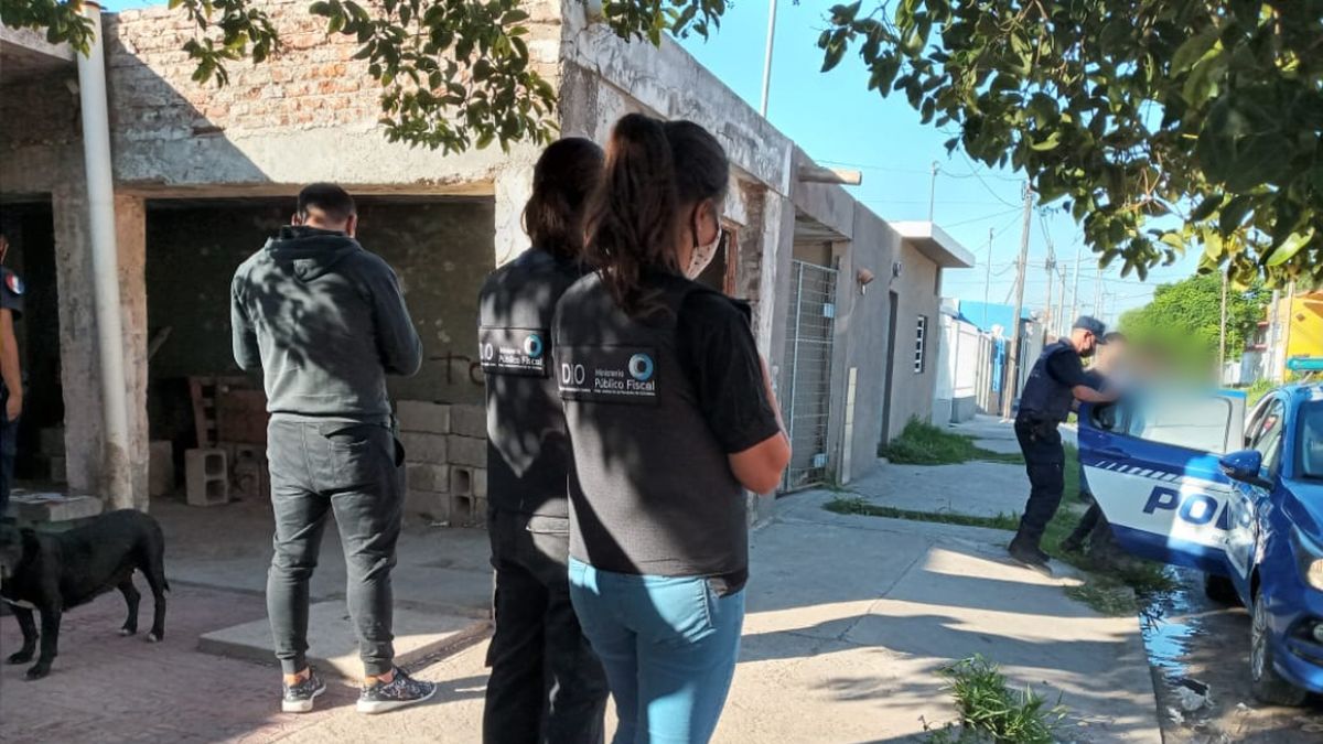 Detuvieron a un hombre por tener y distribuir pornografía infantil